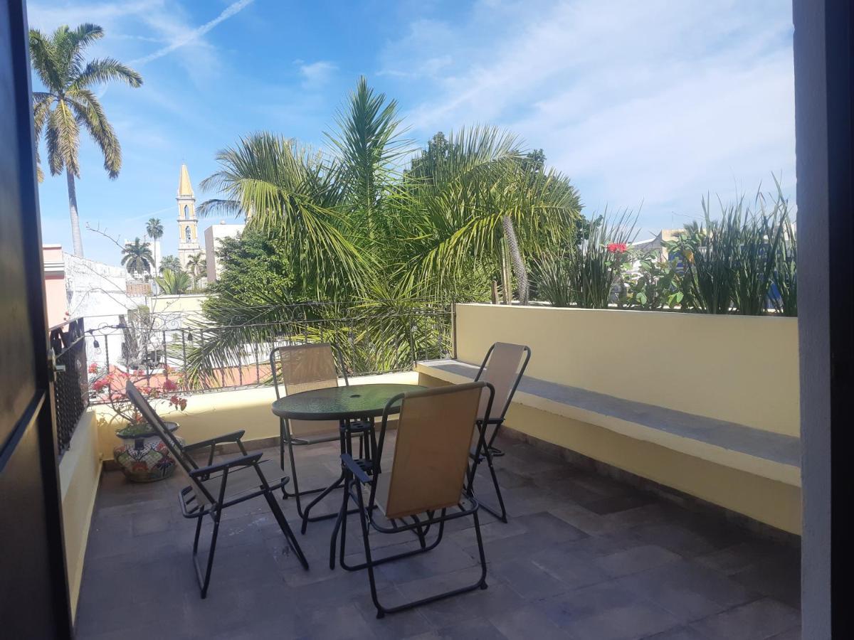Aguacate Suites Mazatlán Exteriör bild